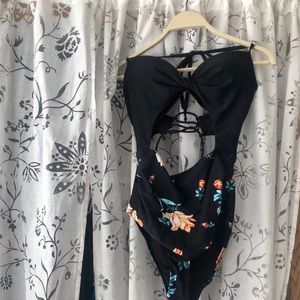 One piece bathing suit